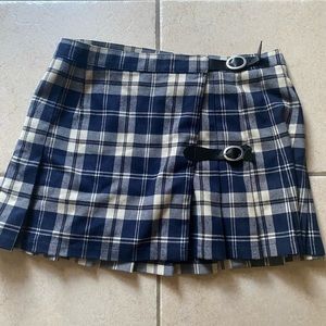 Brandy Melville plaid skirt